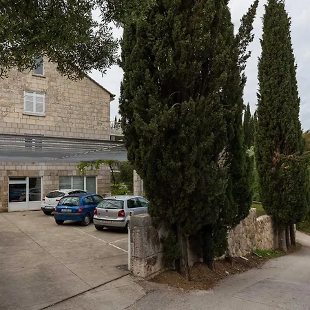 Sany - One Bedroom With Balcony And Sea View Daire