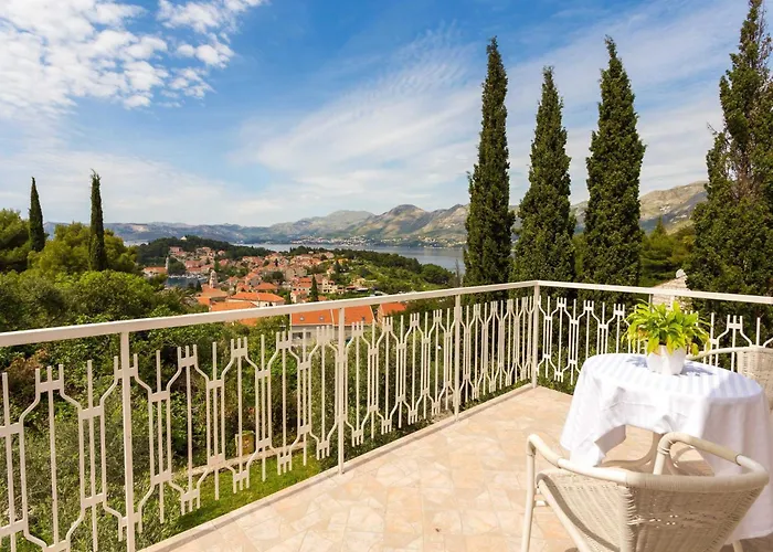 Sany - One Bedroom With Balcony And Sea View *